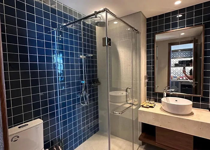 Khách sạn hẻo lánh Apec Mandala Mũi Né - 5*